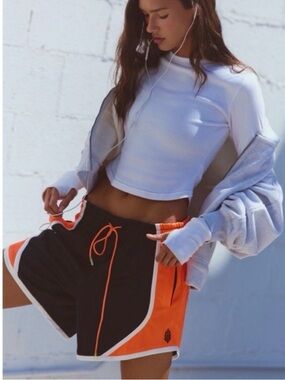 9089. Free People Home Game Shorts